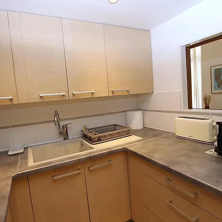 Chic And Modern 65 M2 Apartment-cannes Center-1 Bedroom 1 Mezzanine * Cannes